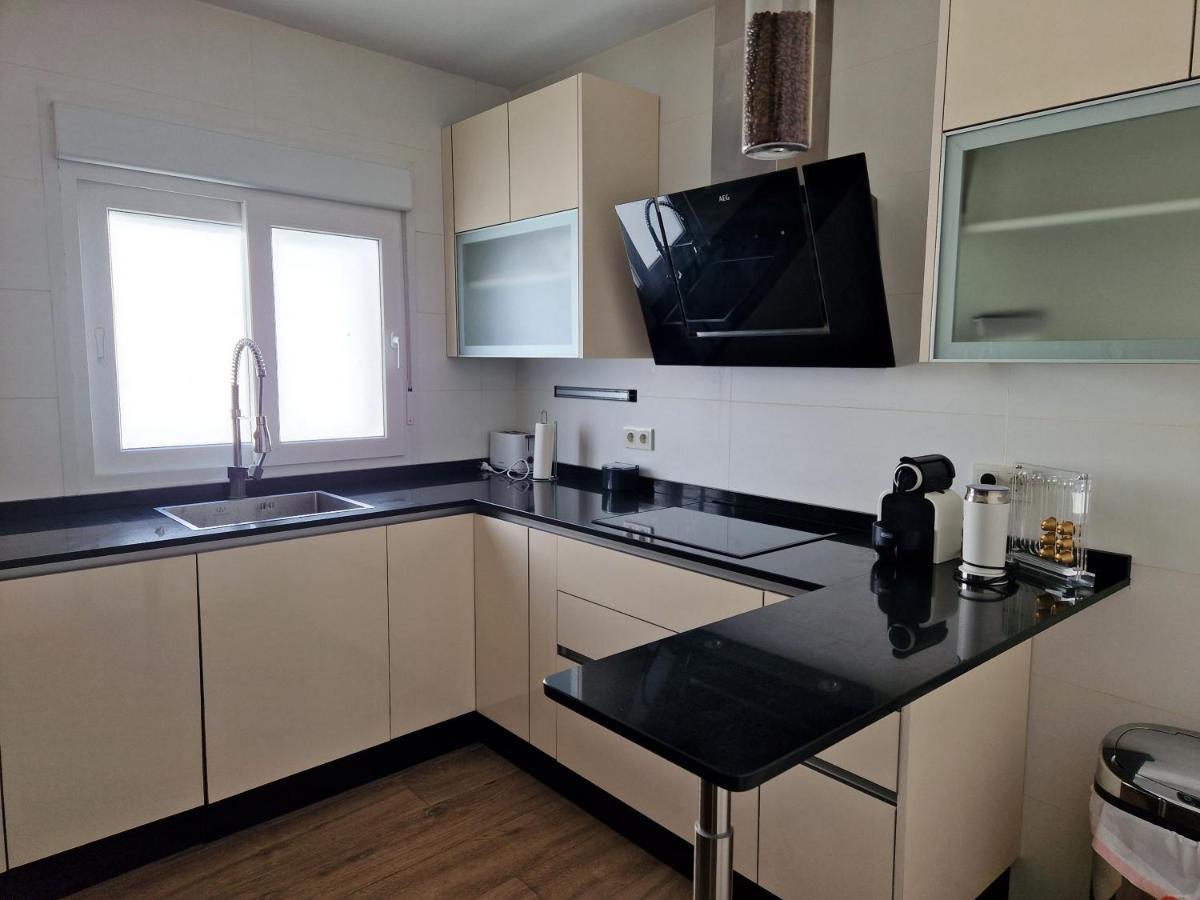 Sunset Apartment อูเอลบา ภายนอก รูปภาพ